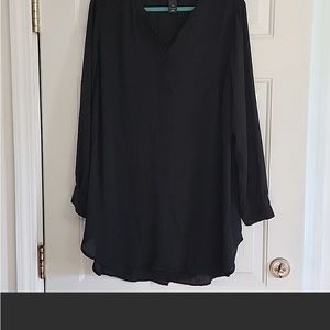 Split back tunic length blouse.